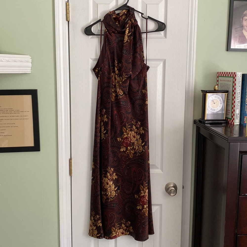 Gorgeous Ralph Lauren silk dress